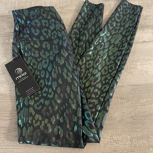 NWT MPG high waisted 7/8 leggings